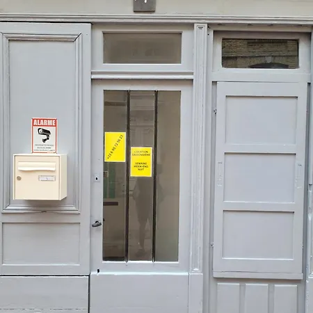 1 2 Salon ,3 Rénovés , Netflix, Lits Faits à Votre Arrivée, Serviettes De Toilette, Ménage, Wifi, En Hyper Centre ,plage à 190m, Box à Vélos, Paiement 3 Fois Sans Frais, Prix * Dieppe