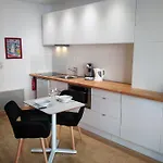 Design: Modern Serviced With Sea Views *