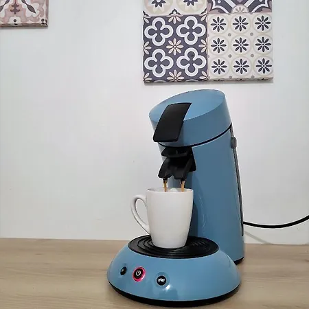 דירה Avec Climatiseur Appartement Design Vous Propose, Un Appartement 2 Chambres Et Salon, 3 Appartements Une Piece, Dans Les Appartements , Netflix, Lits Faits A Votre Arrivee, Serviettes De Toilette, Menage, Wifi ,Plage A 190M, Box A Velos *