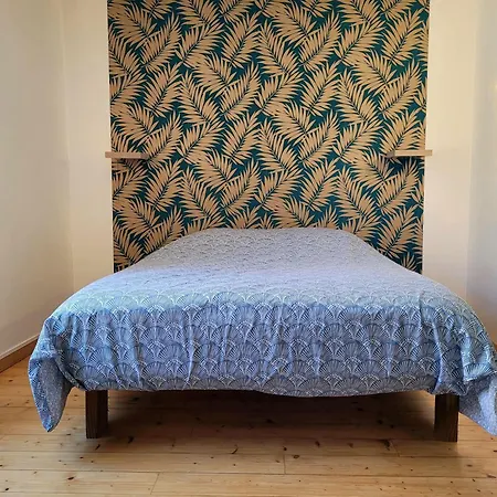 Avec Climatiseur L'etablissement Design, Vous Propose 4 Neufs, Netflix, Lits Faits A Votre Arrivee, Serviettes De Toilette, Menage, Wifi, En Hyper Centre ,plage A 190m, Box A Velos, Paiement 3 Fois Sans Frais, Prix Comp *