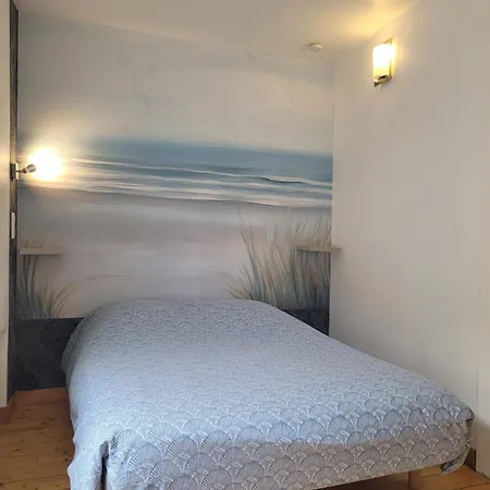 Avec Climatiseur Appartement Design Vous Propose, Un Appartement 2 Chambres Et Salon, 3 Appartements Une Piece, Dans Les Appartements , Netflix, Lits Faits A Votre Arrivee, Serviettes De Toilette, Menage, Wifi ,Plage A 190M, Box A Velos * דייפ