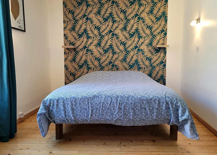 1 2 Salon ,3 Renoves , Netflix, Lits Faits A Votre Arrivee, Serviettes De Toilette, Menage, Wifi, En Hyper Centre ,plage A 190m, Box A Velos, Paiement 3 Fois Sans Frais, Prix *