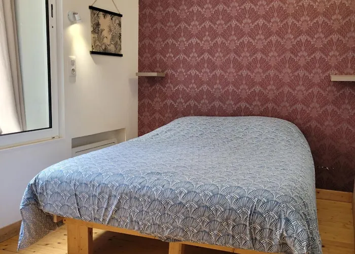 1 2 Salon ,3 Rénovés , Netflix, Lits Faits à Votre Arrivée, Serviettes De Toilette, Ménage, Wifi, En Hyper Centre ,plage à 190m, Box à Vélos, Paiement 3 Fois Sans Frais, Prix Appartement *